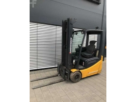 Jungheinrich EFG 218K - Zdjęcie: 1