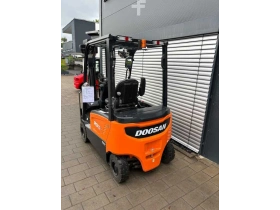 Bobcat B20X-7 Serie - Zdjęcie: 2