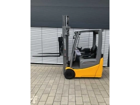 Jungheinrich EFG 215 - Zdjęcie: 2