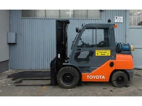 Toyota 02-8FGJF35 3.5t/ 4.3m/ 5000mh/ 4v - Zdjęcie: 1