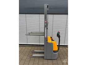 Jungheinrich EJC 110 Lithium - nur 129 Stunden Einbauladegerät - Zdjęcie: 2