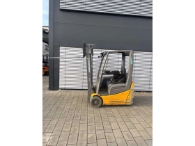 Jungheinrich EFG 215 - Zdjęcie: 2