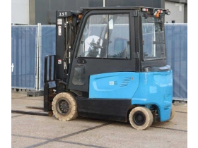 Doosan B25X-7 - Zdjęcie: 2