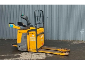 Jungheinrich ERE225 - Zdjęcie: 2