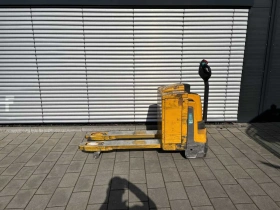 Jungheinrich EJE 120 - Zdjęcie: 1