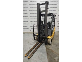 Jungheinrich EFG 320 - Zdjęcie: 1