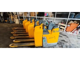 Jungheinrich ERE225 1400mm/ 465ah/ 4pc in stock - Zdjęcie: 1