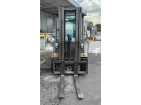 Jungheinrich TFG425s Triplex Motorölverbrauch zu hoch - Zdjęcie: 2