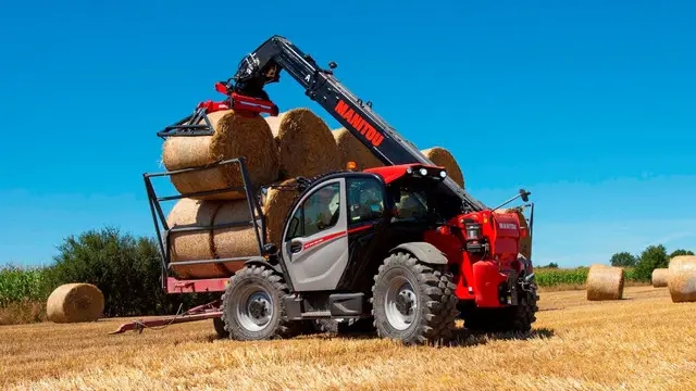 Ładowarka teleskopowa Manitou Zdjęcie ładowarki teleskopowej Manitou